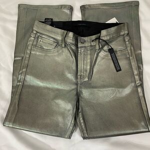 NWT J Brand Selena  Mid Rise Crop Boot Jeans